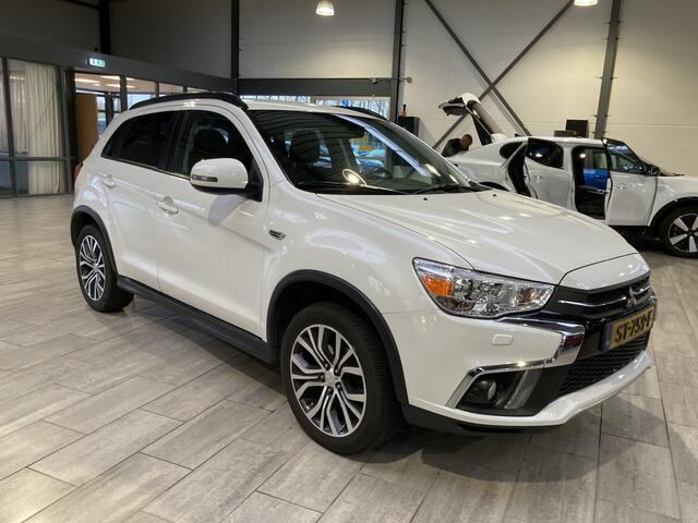 Mitsubishi ASX 1.6 Cleartec 117 pk Connect Pro | Trekhaak | Camera | 18" | Apple Carplay | 4 seiz. banden | Xenon | Keyless entry