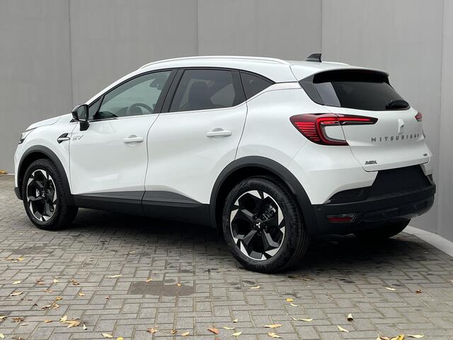 Mitsubishi ASX 1.8 HEV AT Intense+ / ¤ 2.000,- Voordeel op de Nieuwprijs / 8 Jaar Fabrieksgarantie / Achteruitrijcamera / Stuur- en Stoelverwarming / Voorruitverwarming / Keyless Entry & Start / Navigatie via Apple Carplay & Android Auto / Adaptieve Cruise Control / Cl