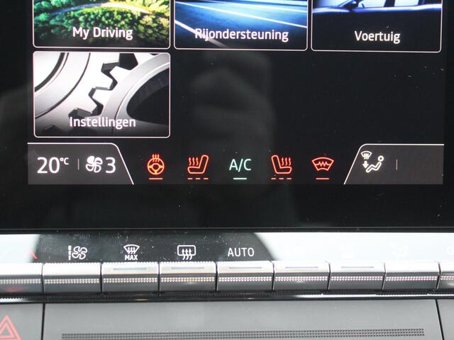 Mitsubishi ASX 1.8 HEV AT Instyle / ¤ 2.000,- Voordeel Op de Nieuwprijs / Prijs is rijklaar / Elektrisch Glazen- Schuif- en Kanteldak / Google Assistent / Stuurwiel- en Stoelverwarming voor / Adaptieve Cruise Control / Verwarmde Voorruit / Climate Control / Keyless Entr