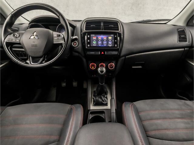 Mitsubishi ASX 1.6 Cleartec Sport (APPLE CARPLAY, NAVIGATIE, CLIMATE, LEDER/ALCANTARA, CAMERA, KEYLESS, GETINT GLAS, SPORTSTOELEN, CRUISE, XENON, NIEUWSTAAT)