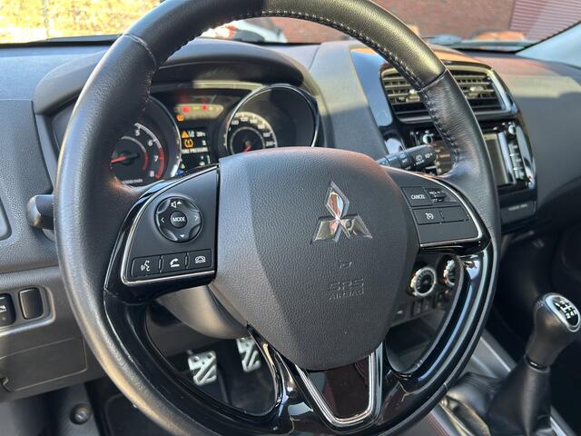 Mitsubishi ASX 1.6 Cleartec Intense+ // PANODAK // KEYLESS // CAMERA // NAVI + CARPLAY // LEDER/ALCANTARA