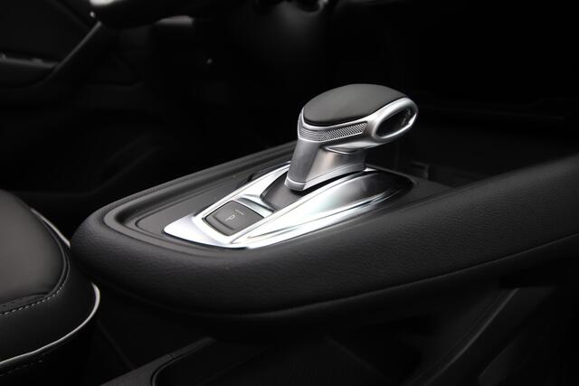 Mitsubishi ASX 1.6 HEV AT Instyle Pano, Leder, Harman&Kardon