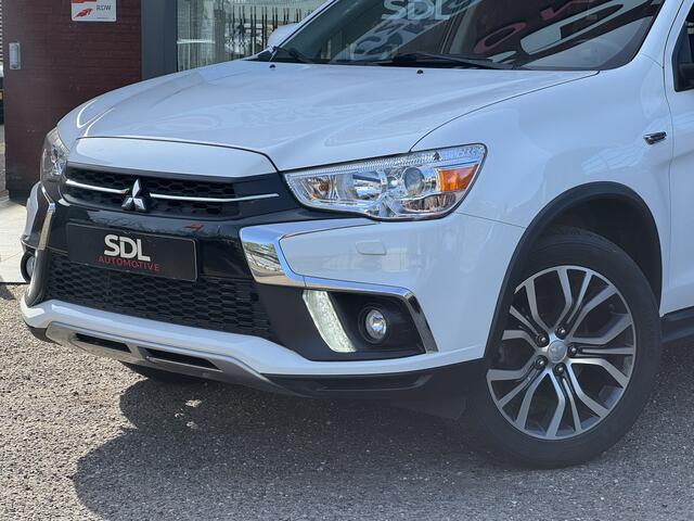 Mitsubishi ASX 1.6 Cleartec Instyle // NAVI // CMAERA // CRUISE // STOELVERWARMING // TREKHAAK // LICHT METALEN VELGEN //