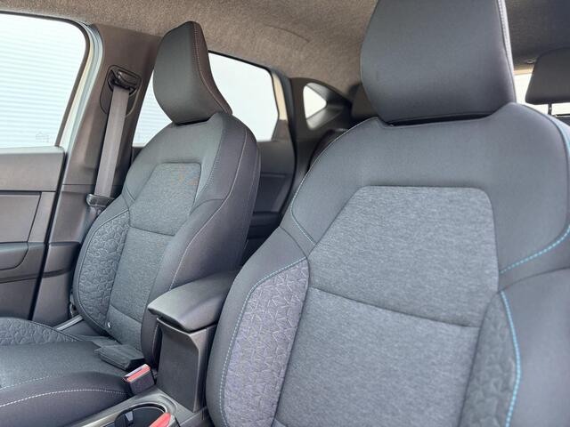 Mitsubishi ASX 1.8 HEV AT Black Edition Two Tone / ¤2.000,- Voordeel Op De Nieuwprijs / Black Edition / Apple Carplay&Android Auto / Elektrische Climate Control / Stoelverwarming / Lichtmetalen Velgen 18" /