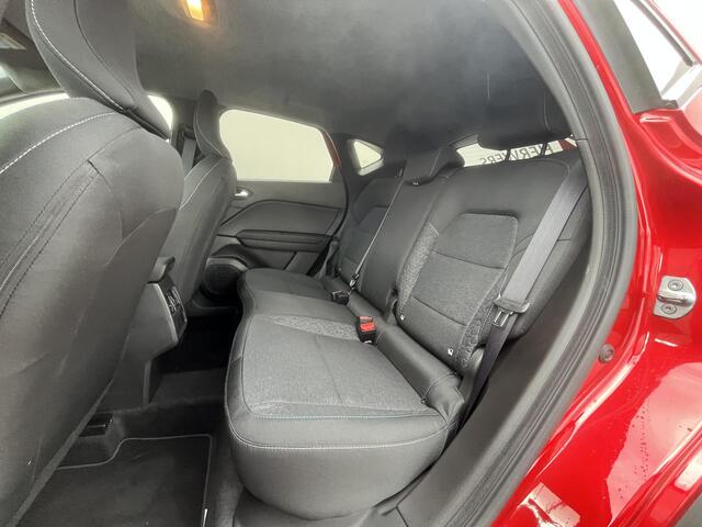 Mitsubishi ASX 1.8 HEV AT Black Edition / 8 Jaar Fabrieksgarantie / Stoelverwarming / Navigatie via Apple Carplay & Android Auto / Cruise Control / Climate Control / Achteruitrij Camera / Parkeersensoren achter /