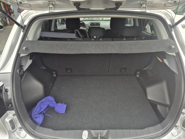 Mitsubishi ASX 1.6 Cleartec Connect Pro | Dealeronderhouden | Climatronic | AppleCarplay / AndroidAuto | Allseason banden | Afneembare Trekhaak |