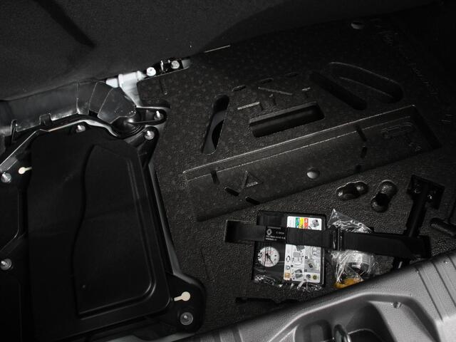 Mitsubishi COLT 1.6 HEV Automaat Intense | Navigatie | d.m.v. Apple Carplay/Android Auto | Camera | Climate Control | Cruise Control | Lichtmetalen velgen | Extra Getint Glas | Digitale Cockpit