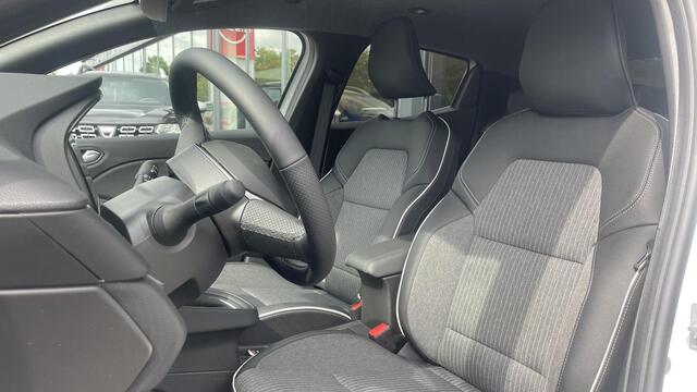 Mitsubishi COLT 1.6 HEV First Edition