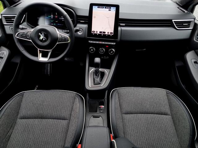Mitsubishi COLT 1.6 HEV Intense+ Automaat / Navigatie / Camera / Dodehoekdetectie / Stoelverwarming / Stuurverwarming