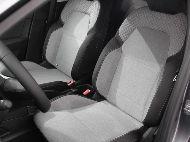 Mitsubishi COLT 1.6 HEV Intense Automaat | Navigatie | d.m.v. Apple Carplay/Android Auto | Camera | Climate Control | Cruise Control | Lichtmetalen velgen | Extra Getint Glas | Digitale Cockpit