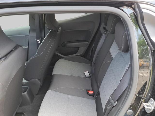 Mitsubishi COLT 1.6 HEV Intense Tot ¤ 4.000,- VOORDEEL