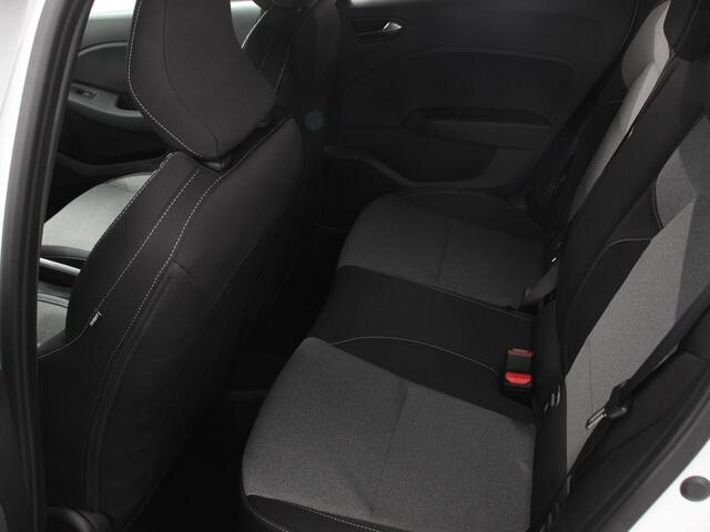 Mitsubishi COLT 1.6 HEV Automaat Intense Navigatie d.m.v. Apple Carplay/Android Auto Camera Climate Control Cruise Control Lichtmetalen velgen Extra Getint Glas Digitale Cockpit