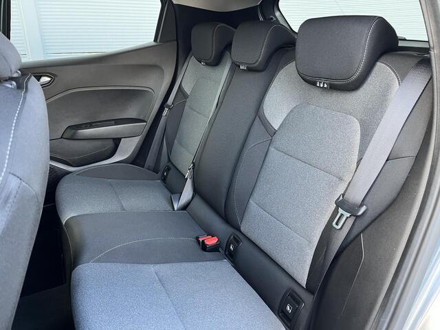 Mitsubishi COLT 1.0T MT Intense / Apple Carplay/Android Auto / cruise control / LED koplampen /