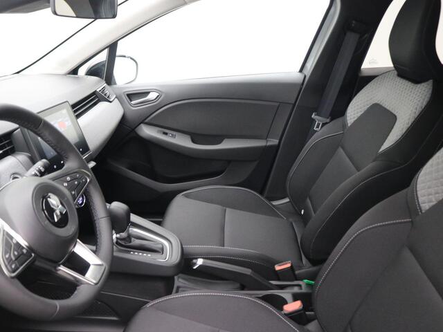 Mitsubishi COLT 1.6 HEV Intense / ¤3000,- Voordeel Op Nieuwprijs / Rijklaarprijs / Direct Leverbaar / 8 Jaar Fabrieksgarantie /