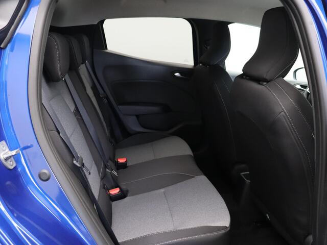 Mitsubishi COLT 1.6 HEV Intense | Lichtmetalen velgen | Achteruitrijcamera | Climate Control |