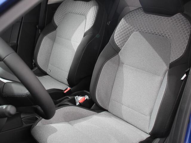 Mitsubishi COLT 1.6 HEV Automaat Intense | Navigatie | Apple Carplay/Android Auto | Camera | Climate Control | Cruise Control | Lichtmetalen velgen | Extra Getint Glas | Digitale Cockpit