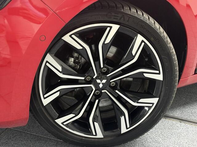 Mitsubishi COLT 1.6 HEV Instyle Complete auto met Automaat