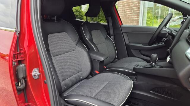 Mitsubishi COLT 1.6 HEV Instyle, Trekhaak, BOSE, NL Auto