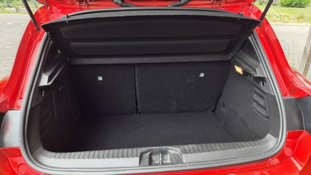 Mitsubishi COLT 1.6 HEV Instyle, Trekhaak, BOSE, NL Auto