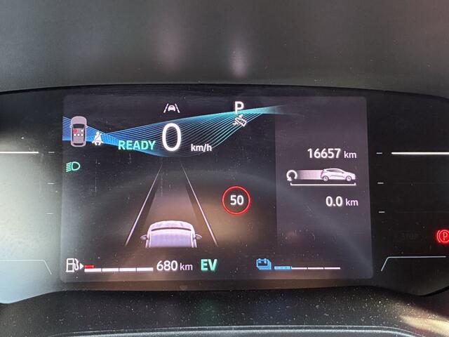 Mitsubishi COLT 1.6 HEV Intense+ | All Seasons