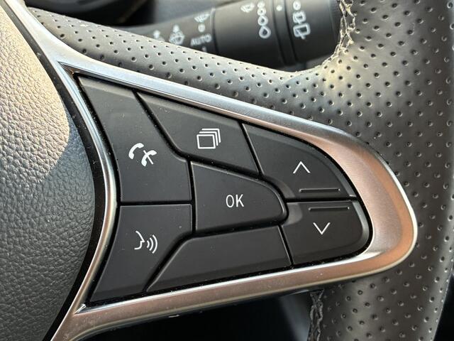 Mitsubishi COLT 1.6 HEV Intense+ | All Seasons