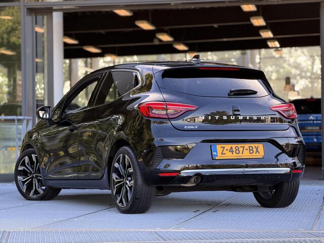 Mitsubishi COLT 1.0T First Edition 91PK | Achteruitrijcamera | Stoel- en stuurverwarming | Adaptive Cruise Control | Navigatie | FABRIEKSGARANTIE TOT 03-2032!*