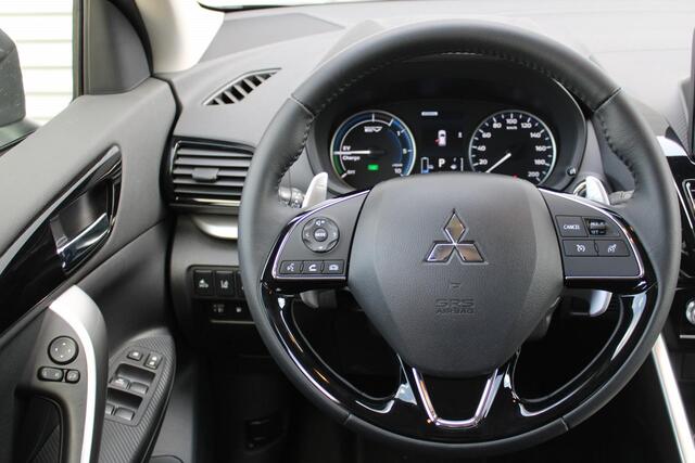 Mitsubishi ECLIPSE Cross 2.4 PHEV Intense | 18" LM | Airco | Cruise | Camera | Plug-in |