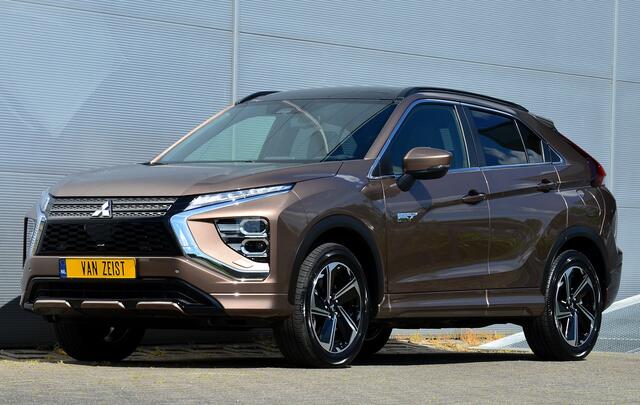Mitsubishi ECLIPSE Cross PHEV 2.4 INSTYLE 4WD | PLUG IN HYBRID | FULL OPTIONS | LEER | PANORAMADAK | FABRIEKSGARANTIE TOT 02-2032* | ALL IN RIJKLAARPRIJS