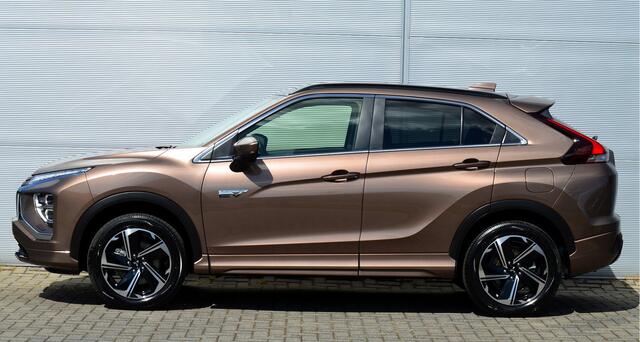 Mitsubishi ECLIPSE Cross PHEV 2.4 INSTYLE 4WD | PLUG IN HYBRID | FULL OPTIONS | LEER | PANORAMADAK | FABRIEKSGARANTIE TOT 02-2032* | ALL IN RIJKLAARPRIJS