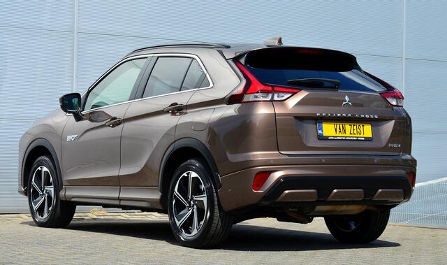 Mitsubishi ECLIPSE Cross PHEV 2.4 INSTYLE 4WD | PLUG IN HYBRID | FULL OPTIONS | LEER | PANORAMADAK | FABRIEKSGARANTIE TOT 02-2032* | ALL IN RIJKLAARPRIJS