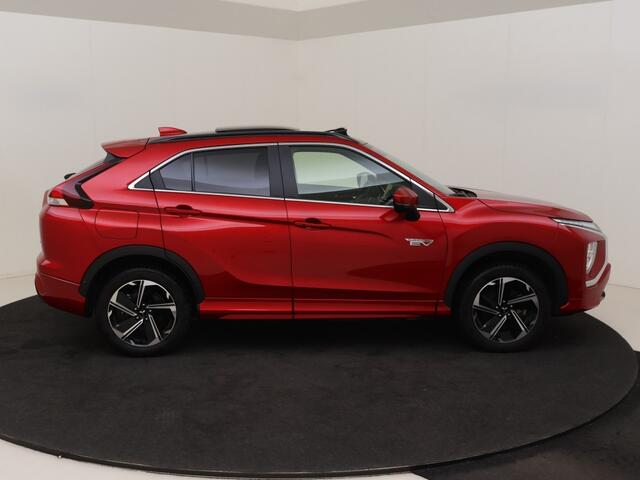 Mitsubishi ECLIPSE PHEV AUTOMAAT LEER | PANO | CARPLAY | WINTERPACK | ADAPTIVE!