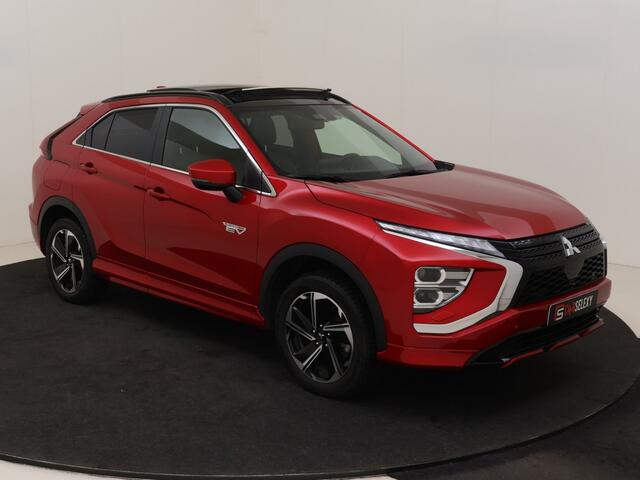 Mitsubishi ECLIPSE PHEV AUTOMAAT LEER | PANO | CARPLAY | WINTERPACK | ADAPTIVE!