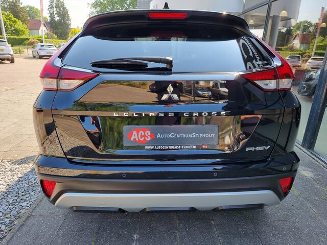 Mitsubishi ECLIPSE Cross 2.4i PHEV Intens+ | Android/Apple | Alcantara | 58dkm | Zeer nette staat!