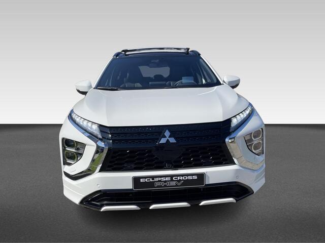 Mitsubishi ECLIPSE Cross 2.4 PHEV Instyle VAN ¤ 47.990,- VOOR ¤ 39.930,-