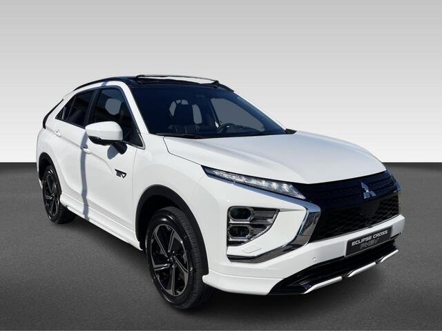 Mitsubishi ECLIPSE Cross 2.4 PHEV Instyle VAN ¤ 47.990,- VOOR ¤ 39.930,-