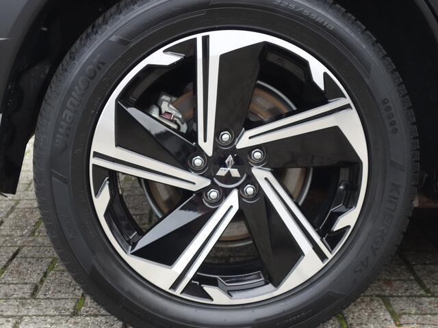 Mitsubishi ECLIPSE Cross PHEV Executive | adaptieve cruise | 360° camera | trekhaak