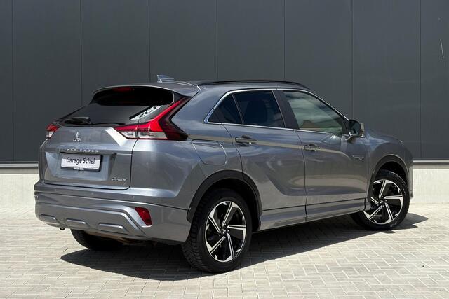 Mitsubishi ECLIPSE Cross 2.4 PHEV Intense+ - Carplay - Camera - LED - Stoel-stuurverwarming - RIjklaar