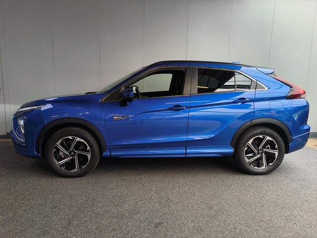 Mitsubishi ECLIPSE Cross 2.4 PHEV Executive uit 2023 Rijklaar 12 maanden Bovag-garantie Henk Jongen Auto's in Helmond, al 50 jaar service zoals 't hoort!