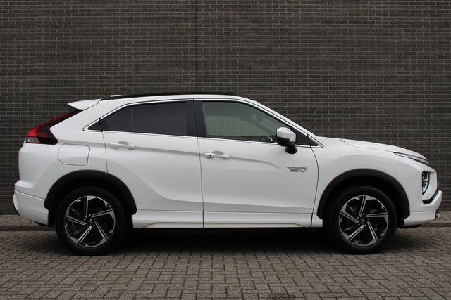 Mitsubishi ECLIPSE Cross 2.4 PHEV Executive Cruise/Climate control, Trekhaak, Navigatie, Apple Carplay/Android auto, Camera,