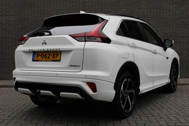 Mitsubishi ECLIPSE Cross 2.4 PHEV Executive Cruise/Climate control, Trekhaak, Navigatie, Apple Carplay/Android auto, Camera,