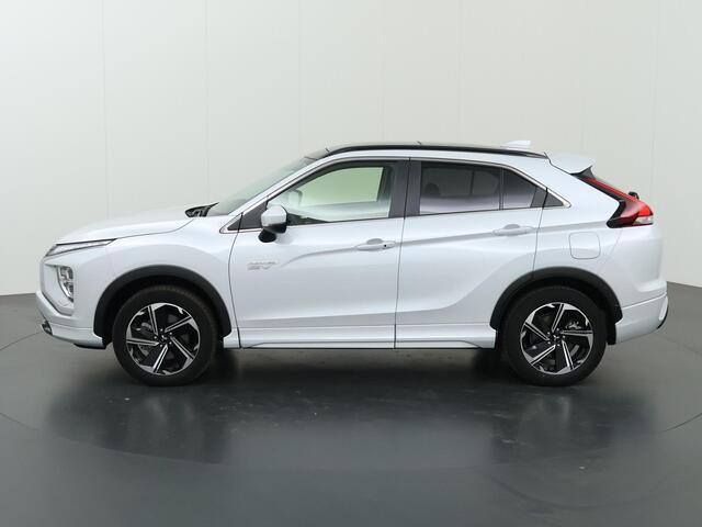 Mitsubishi ECLIPSE Cross 2.4 PHEV Prestige | Trekhaak | Parkeercamera | Navigatie | Stoel/Stuurverwarming | Cruise Control Adaptief | Climate Control |