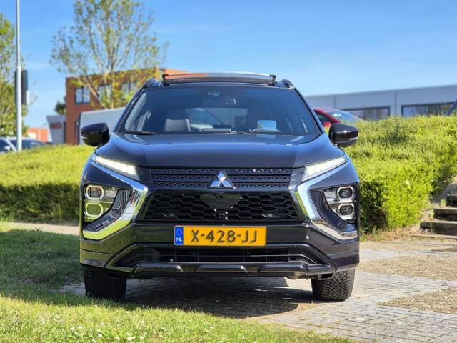 Mitsubishi ECLIPSE Cross 2.4 PHEV Instyle | NL AUTO | Panorama dak | Leder