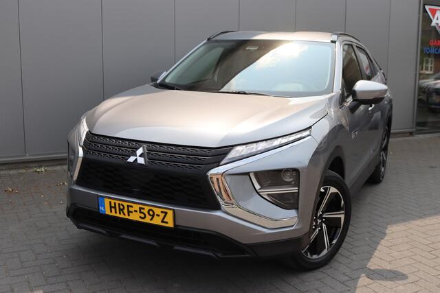 Mitsubishi ECLIPSE Cross 2.4 PHEV Intense Camera/Bluetooth/Keyless/Stoelverwarming