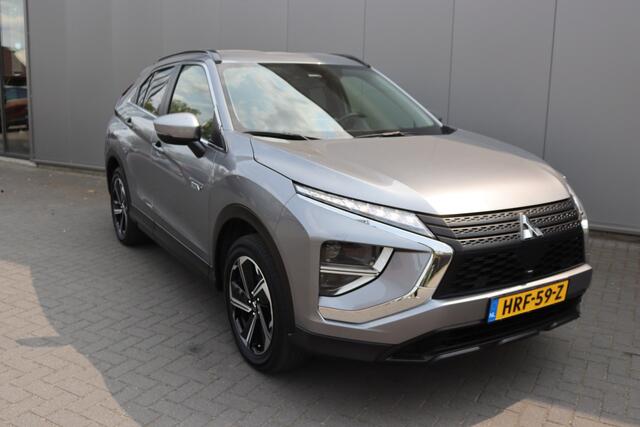 Mitsubishi ECLIPSE Cross 2.4 PHEV Intense Camera/Bluetooth/Keyless/Stoelverwarming