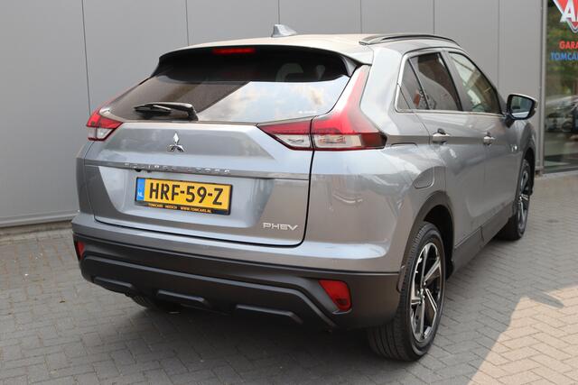 Mitsubishi ECLIPSE Cross 2.4 PHEV Intense Camera/Bluetooth/Keyless/Stoelverwarming