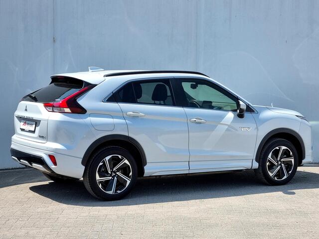 Mitsubishi ECLIPSE Cross 2.4 PHEV Business Executive S-AWC 4WD Automaat / 1500KG Trekgewicht / Rondomzicht Camera / Cruise Control Adaptief / Navigatie / Winterset ¤499,- Meerprijs
