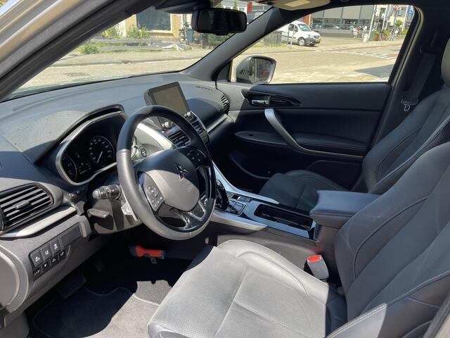 Mitsubishi ECLIPSE Cross 2.4 PHEV Intense+ Trekhaak/Stoelverwarming V+A.Camera V+A.