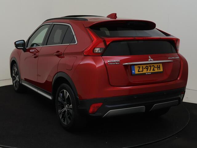 Mitsubishi ECLIPSE Cross 1.5 DI-T Instyle 1e eig. / Schuifdak / Leder / Pack Winter / 360 Camera / Zeer compleet