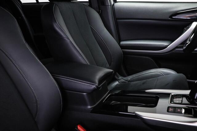 Mitsubishi ECLIPSE Cross 2.4 PHEV Instyle | HALF LEDER | DAB | APPLE | CAMERA | TREKHAAK