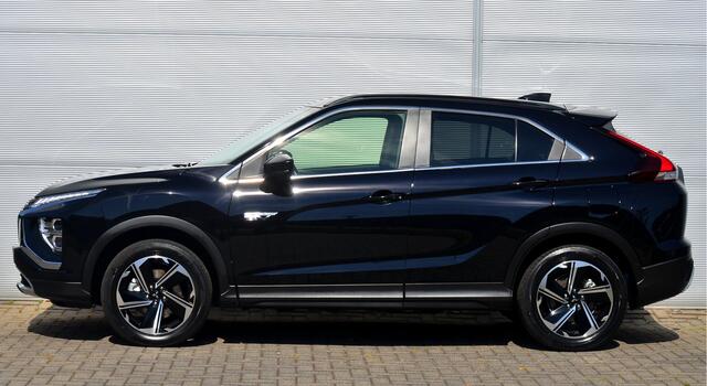 Mitsubishi ECLIPSE Cross PHEV 2.4 FIRST EDITION 4WD | PLUG IN HYBRID | ADAPTIEF CRUISE | TREKHAAK 1500KG | FABRIEKSGARANTIE TOT 09-04-2029* | ALL IN RIJKLAARPRIJS